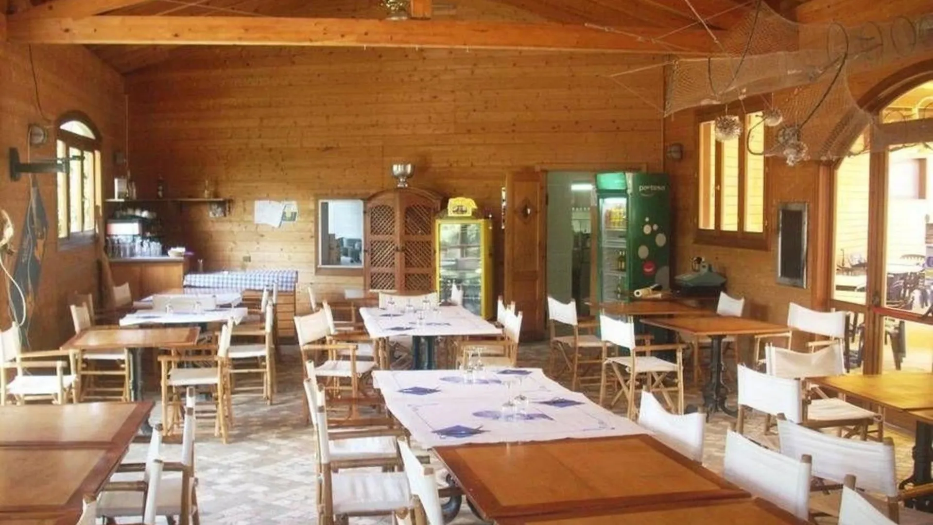 Ein Grosses Mobilheim Auf Einem Campingplatz Nahe Dem Meer Und Dem Badeort Viareggio Apartment
